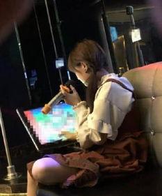网红不拿麦唱歌,揭秘无麦唱歌的神奇魅力